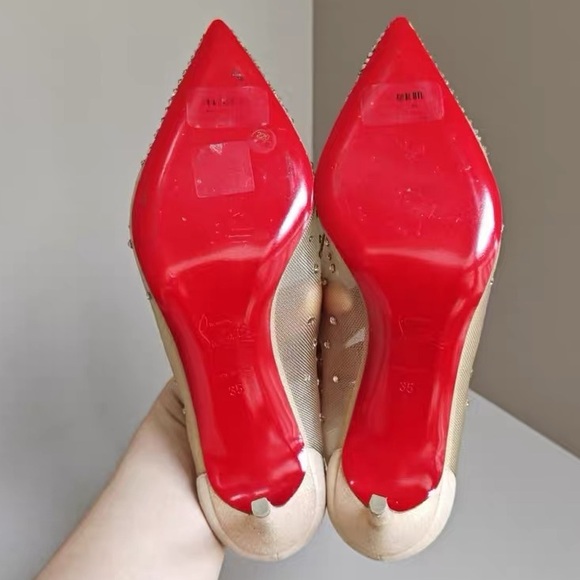 🚩steal authentic Christian Louboutin Beige Studded Heels - Picture 5 of 6